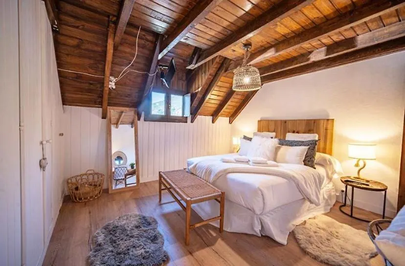 Chalet Casa Catania-Acogedora Casa Con Impresionantes Vistas-Fibra Optica Villa Salardu