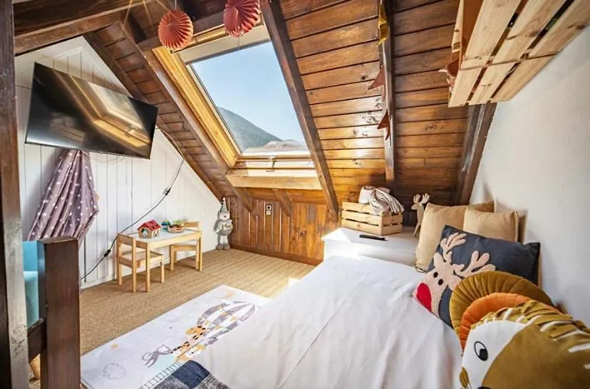 Casa Catania-Acogedora Casa Con Impresionantes Vistas-Fibra Optica Villa Salardu Chalet