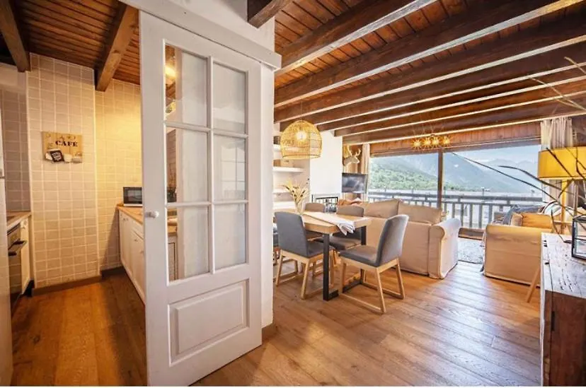 Casa Catania-Acogedora Casa Con Impresionantes Vistas-Fibra Optica Villa Salardu